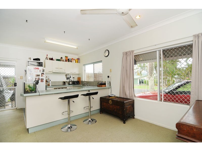 5 Cyperus Drive, Redlynch QLD 4870