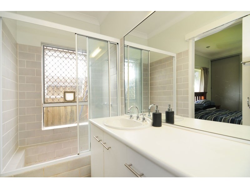 5 Cyperus Drive, Redlynch QLD 4870