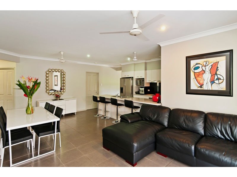 34 Norfolk Circuit, Redlynch QLD 4870