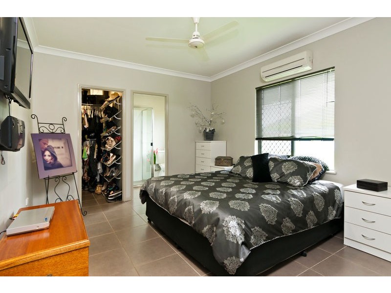 34 Norfolk Circuit, Redlynch QLD 4870