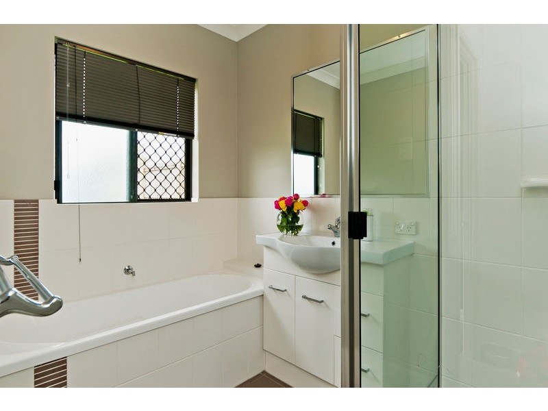 34 Norfolk Circuit, Redlynch QLD 4870