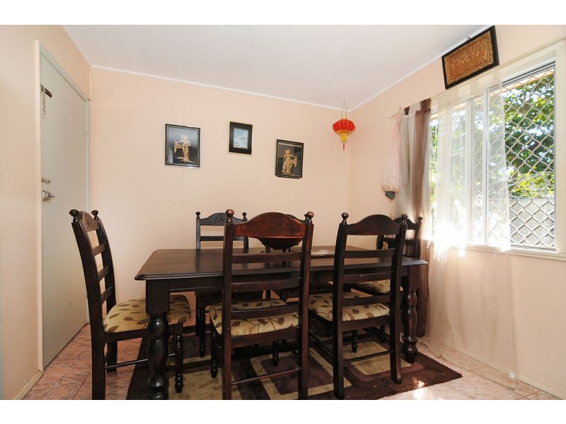 6 Bouganvillea Street, Holloways Beach QLD 4878