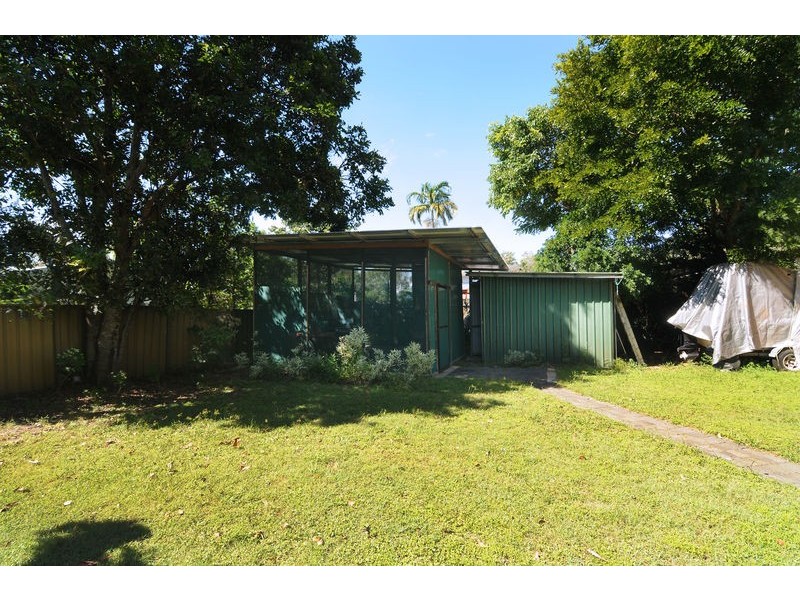 6 Bouganvillea Street, Holloways Beach QLD 4878