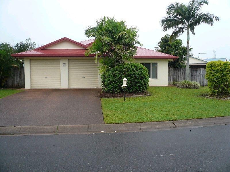 3 Colonial Close, Redlynch QLD 4870