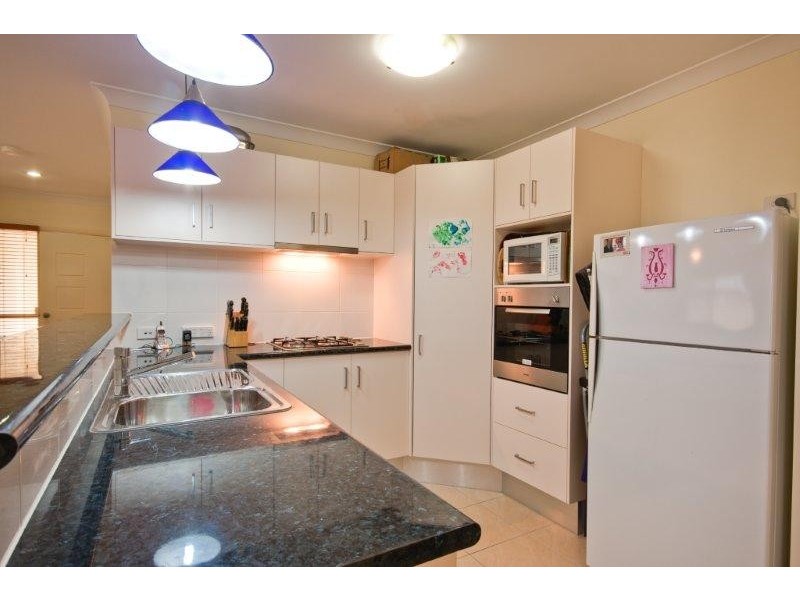 20 Kippin Close, Redlynch QLD 4870