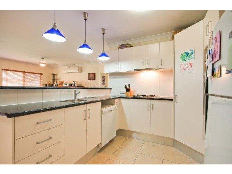 20 Kippin Close, Redlynch QLD 4870