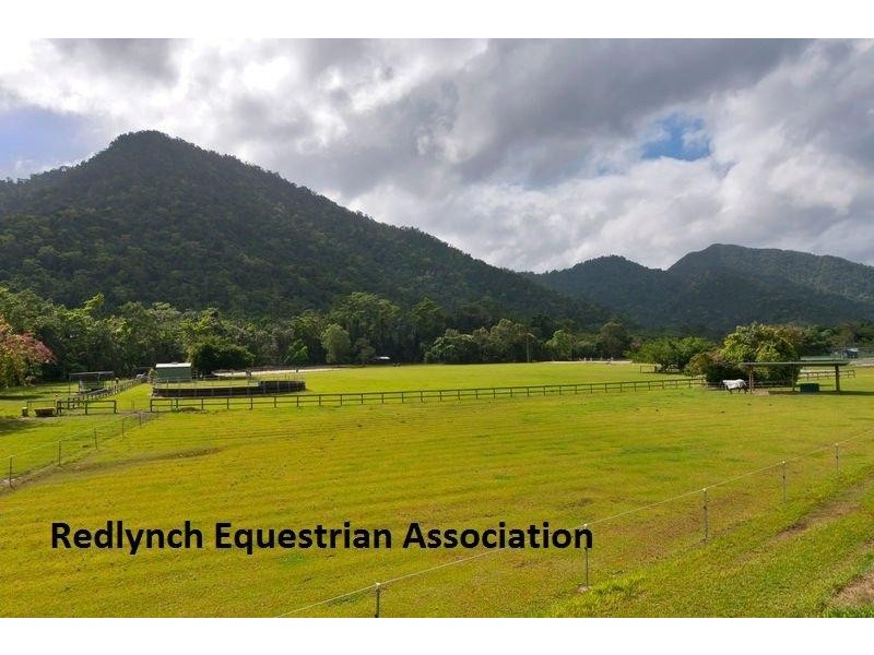 18 Davidson Close, Redlynch QLD 4870