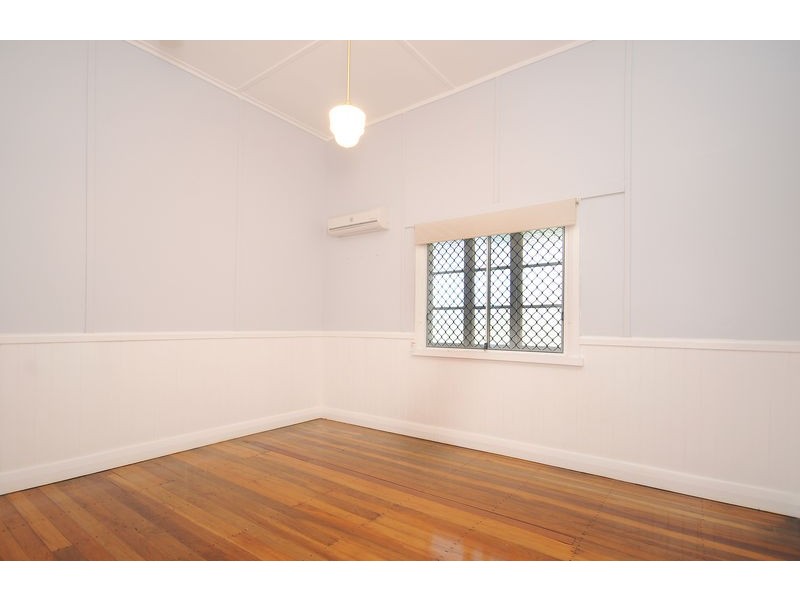 2A Martin Street, Freshwater QLD 4870