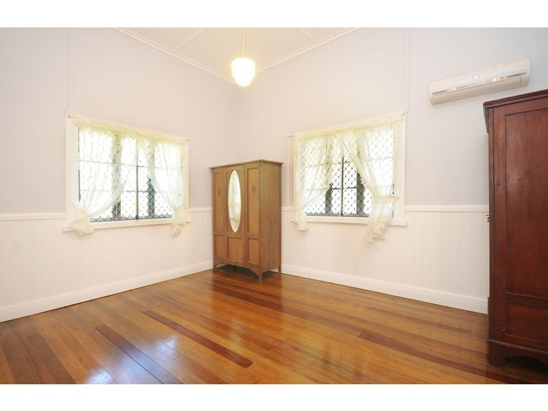 2A Martin Street, Freshwater QLD 4870