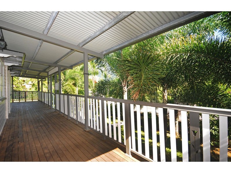 2A Martin Street, Freshwater QLD 4870