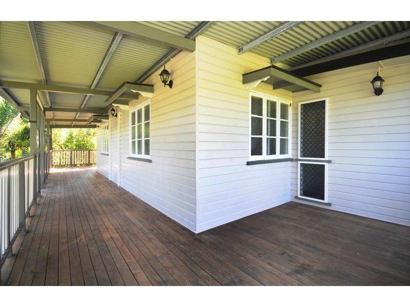 2A Martin Street, Freshwater QLD 4870