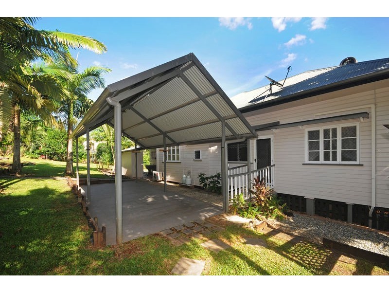2A Martin Street, Freshwater QLD 4870