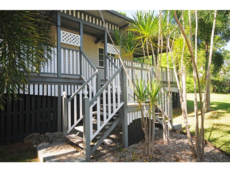 2A Martin Street, Freshwater QLD 4870