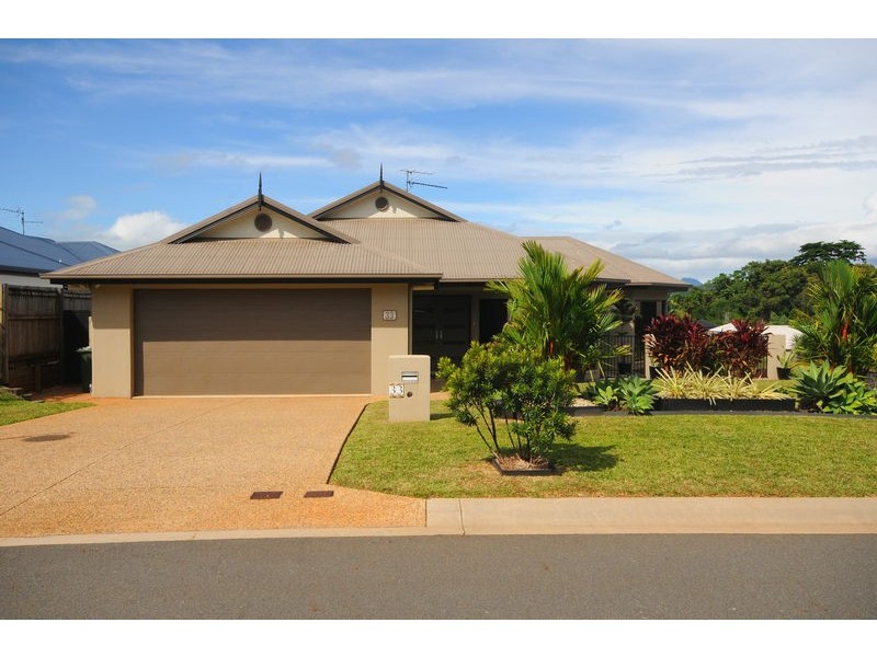 33 Regent Avenue, Redlynch QLD 4870