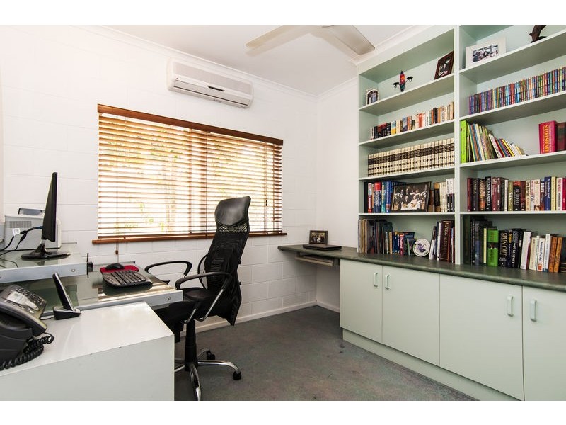 10 Atlas Close, Smithfield QLD 4878