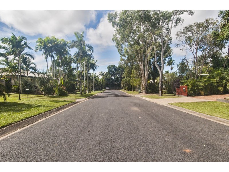 10 Atlas Close, Smithfield QLD 4878