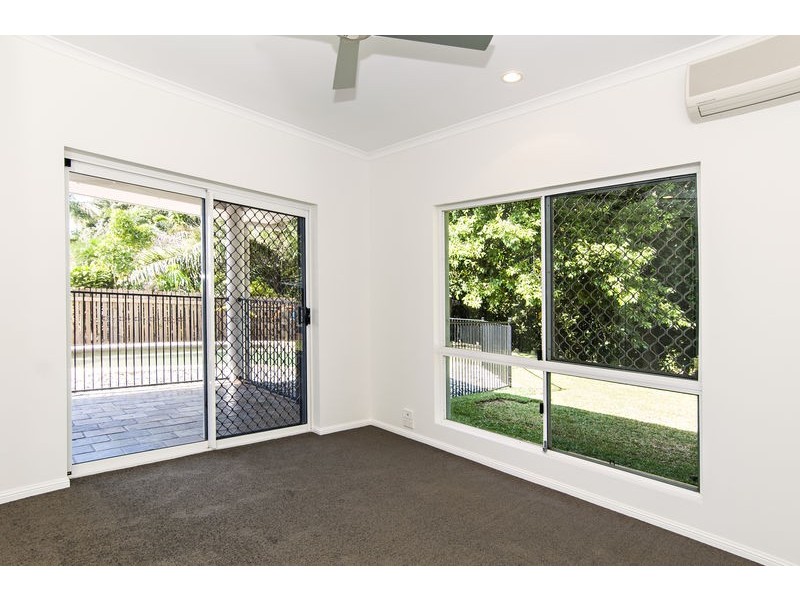 25 Flindersia Street, Redlynch QLD 4870