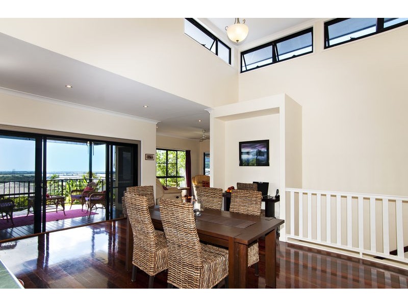 1 Red Siris Close, Redlynch QLD 4870