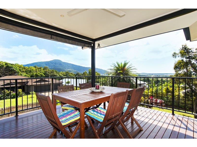 1 Red Siris Close, Redlynch QLD 4870