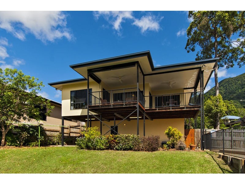 1 Red Siris Close, Redlynch QLD 4870