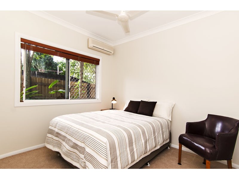 13 Elkhorn Close, Redlynch QLD 4870
