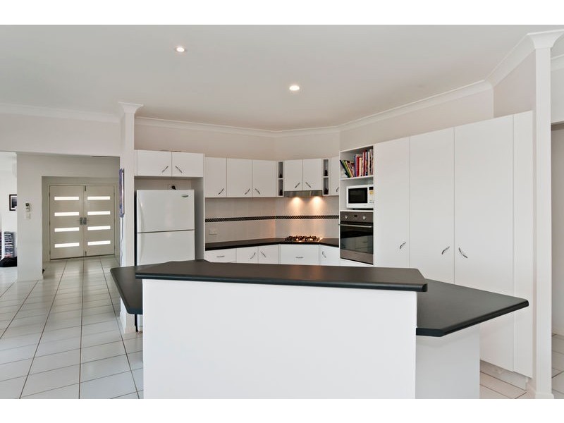 48 Flindersia Street, Redlynch QLD 4870