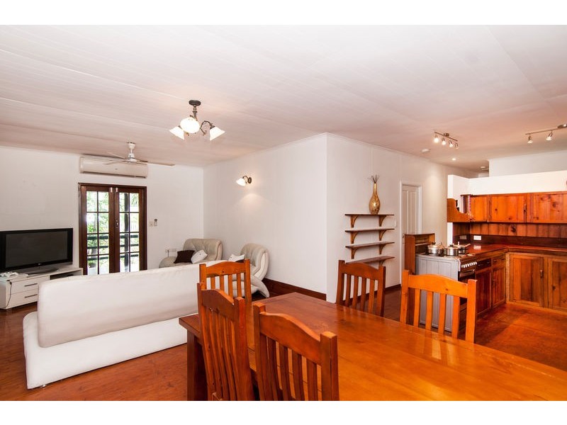 48 Cowley Street, Kamerunga QLD 4870