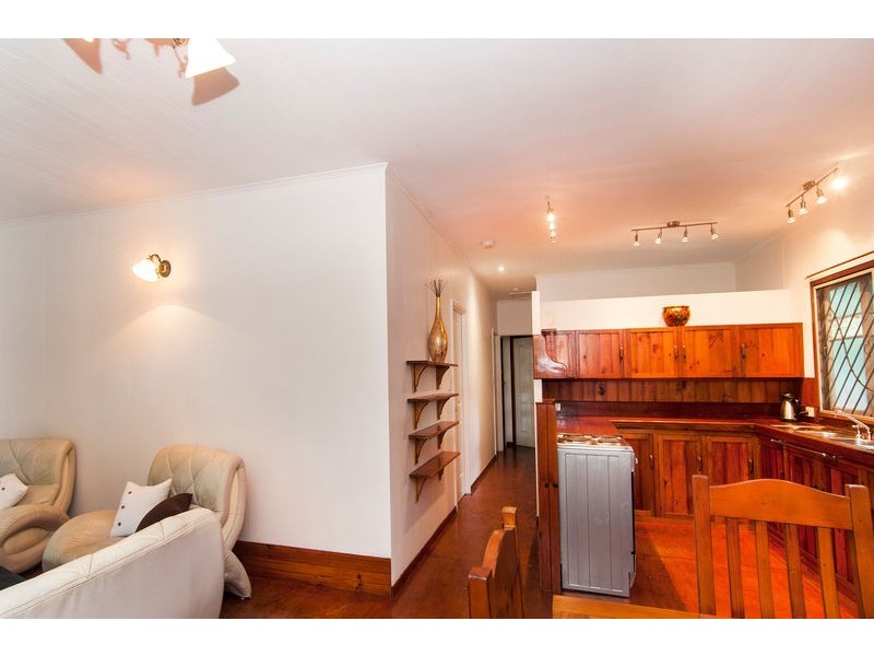 48 Cowley Street, Kamerunga QLD 4870