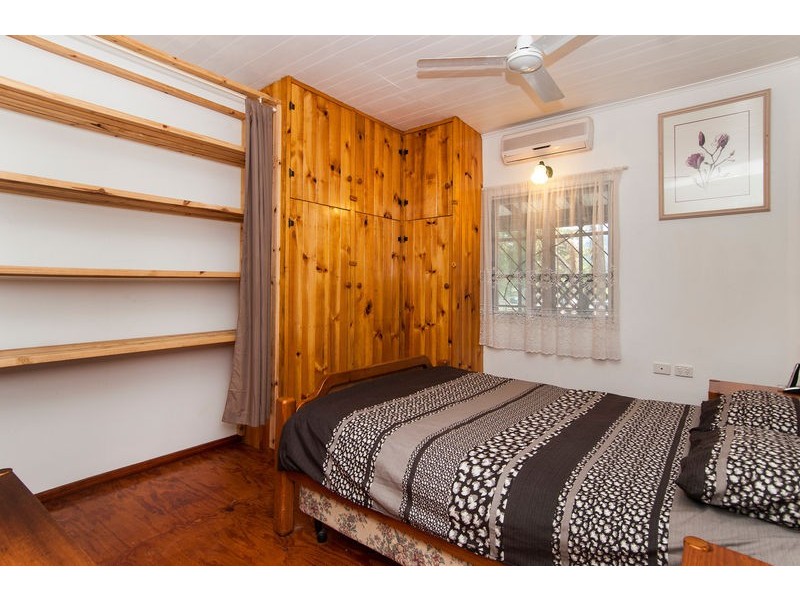 48 Cowley Street, Kamerunga QLD 4870