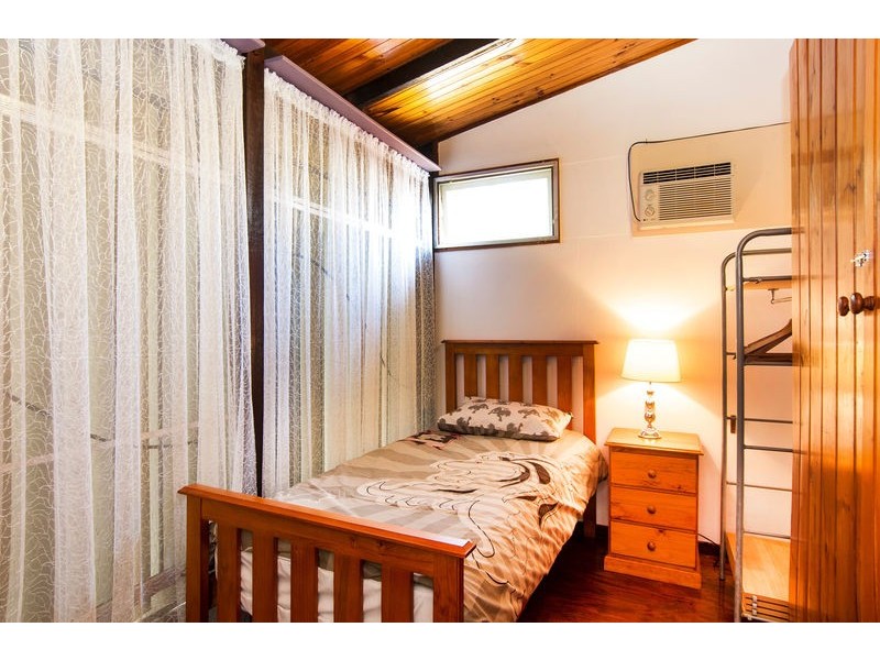 48 Cowley Street, Kamerunga QLD 4870