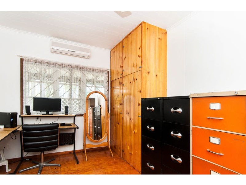 48 Cowley Street, Kamerunga QLD 4870