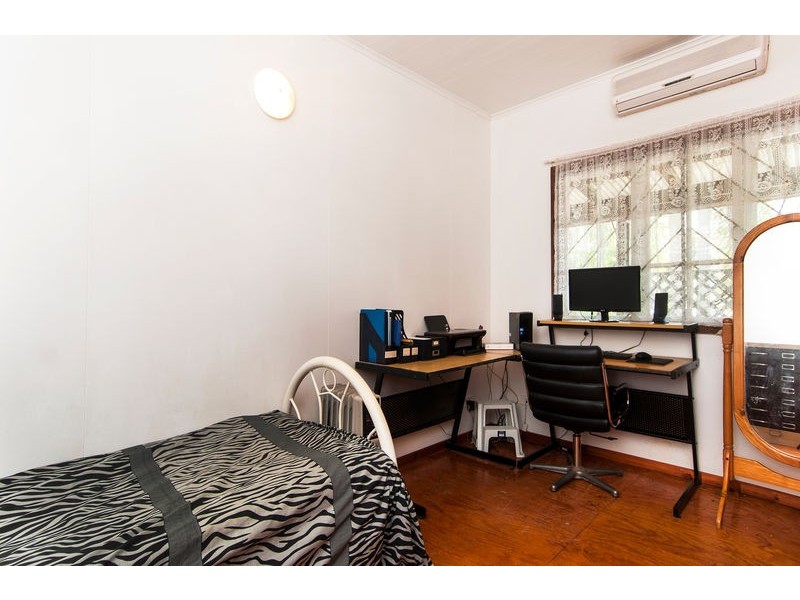 48 Cowley Street, Kamerunga QLD 4870