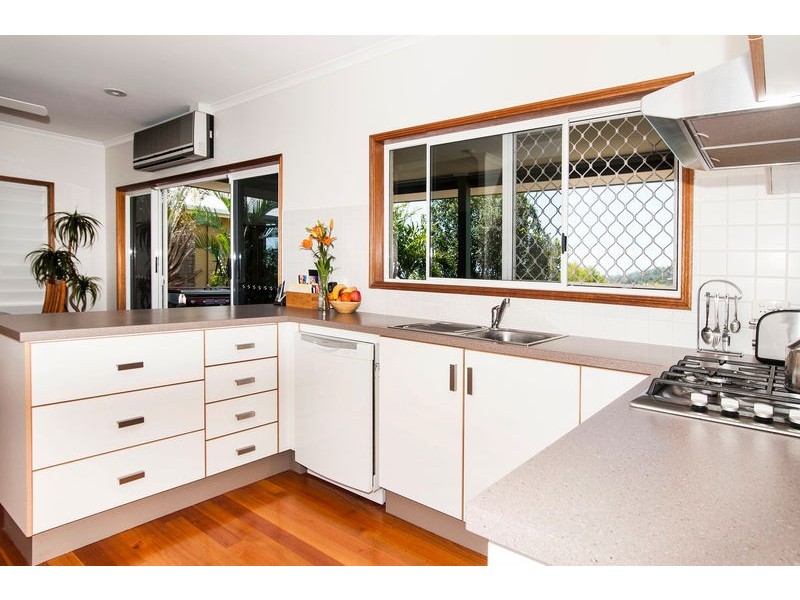 12 Albizia Close, Redlynch QLD 4870