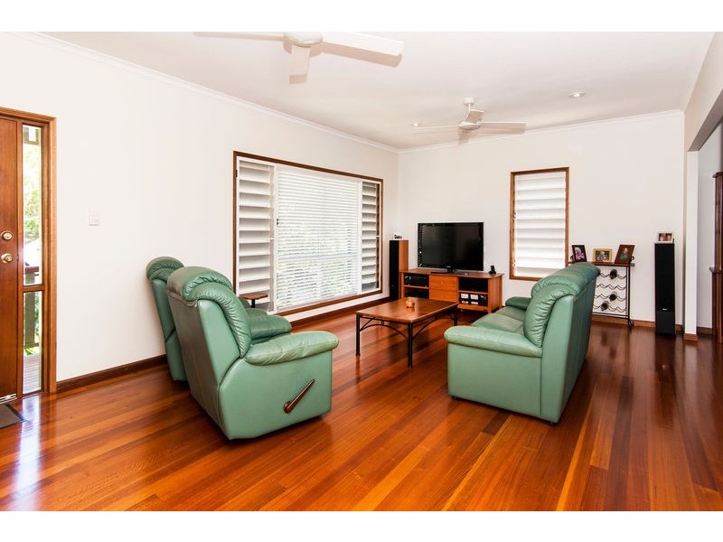 12 Albizia Close, Redlynch QLD 4870