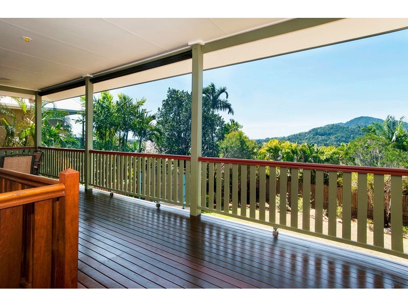 12 Albizia Close, Redlynch QLD 4870