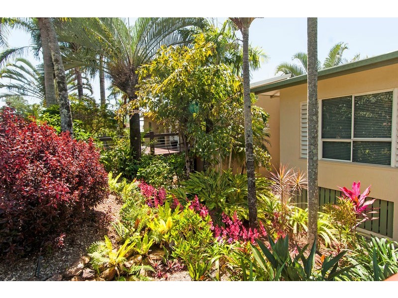 12 Albizia Close, Redlynch QLD 4870