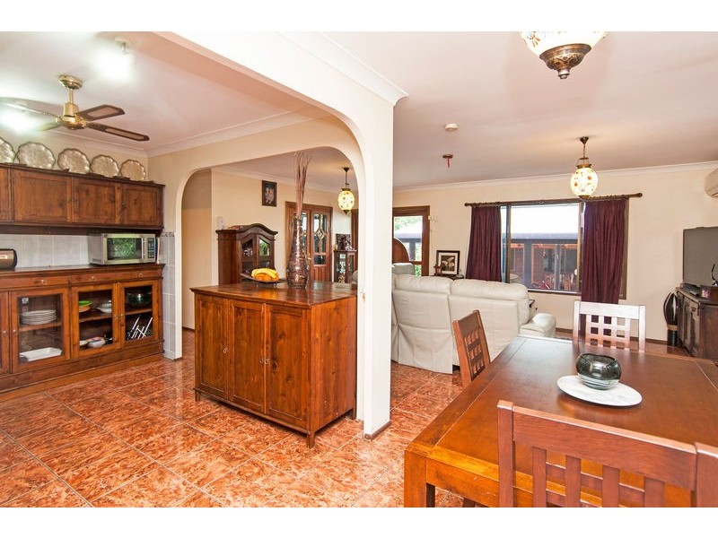 22-24 Pelizzari Close, Redlynch QLD 4870