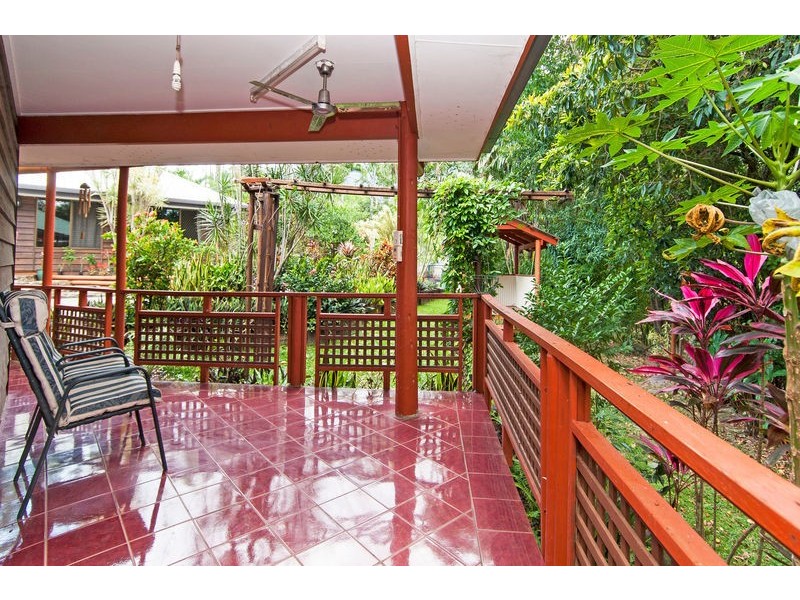 22-24 Pelizzari Close, Redlynch QLD 4870