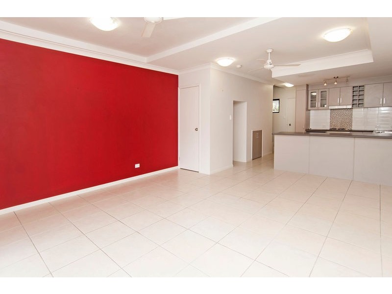 28/40-46 Intake Road, Redlynch QLD 4870