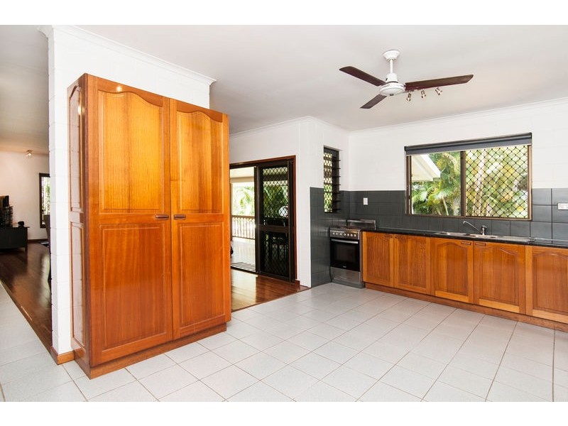 5 Willandra Court, Caravonica QLD 4878