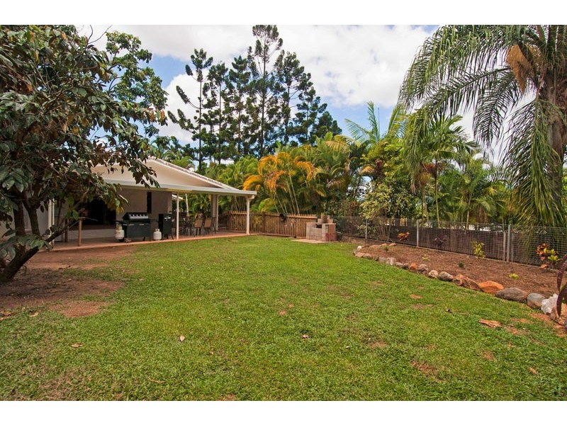 5 Willandra Court, Caravonica QLD 4878