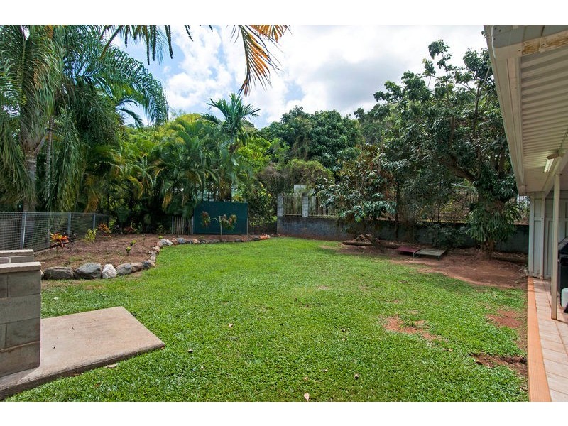 5 Willandra Court, Caravonica QLD 4878