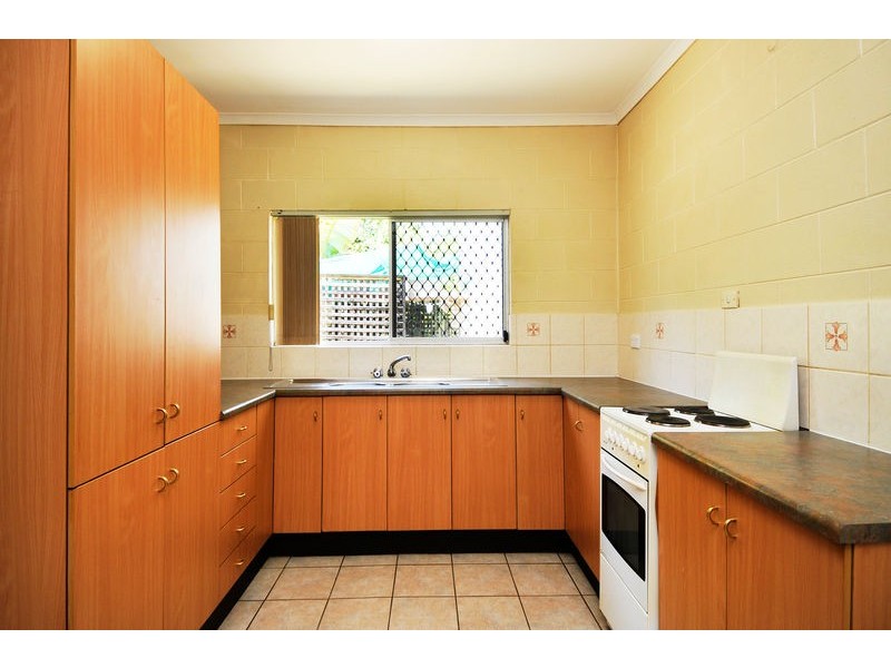 1/106 Wistaria Street, Holloways Beach QLD 4878