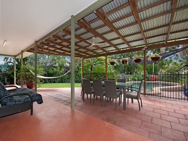 45 Michaelangelo Drive, Redlynch QLD 4870