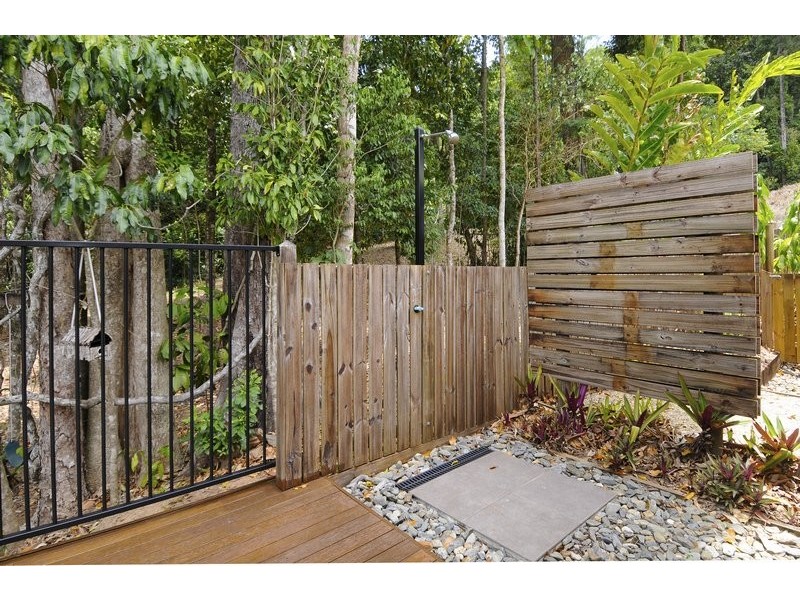 7 Stapleton Close, Redlynch QLD 4870