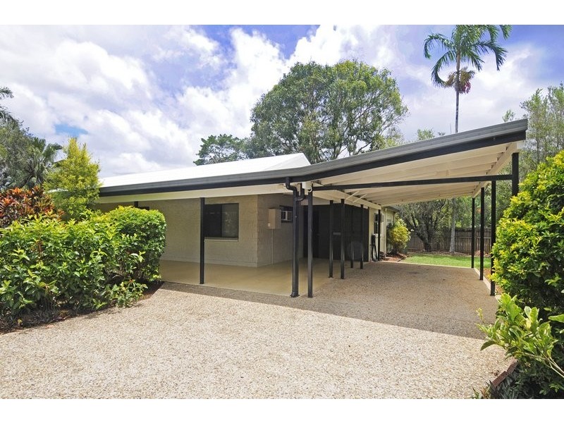 2 Melinga Close, Caravonica QLD 4878