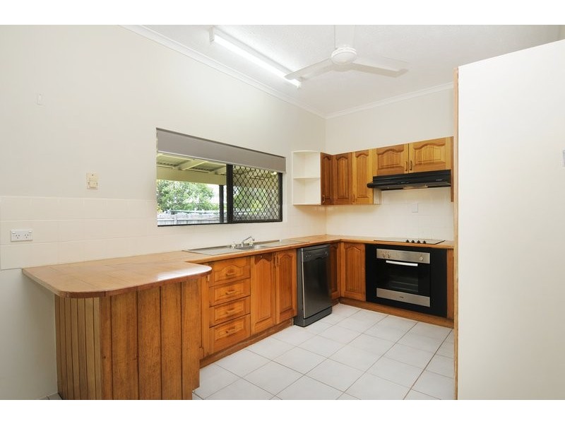 2 Melinga Close, Caravonica QLD 4878