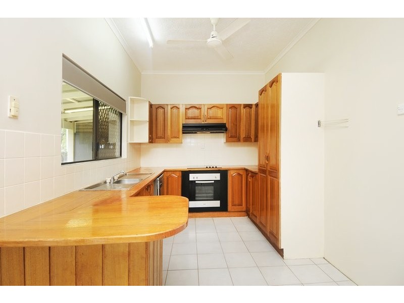 2 Melinga Close, Caravonica QLD 4878