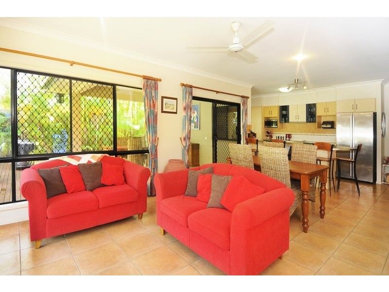 22 William Hickey Close, Redlynch QLD 4870