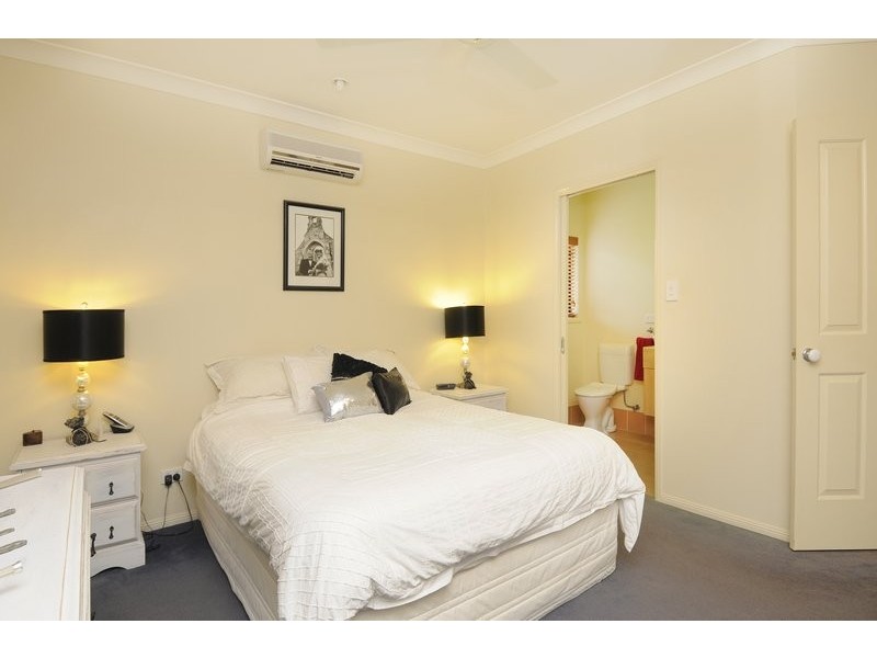 22 William Hickey Close, Redlynch QLD 4870